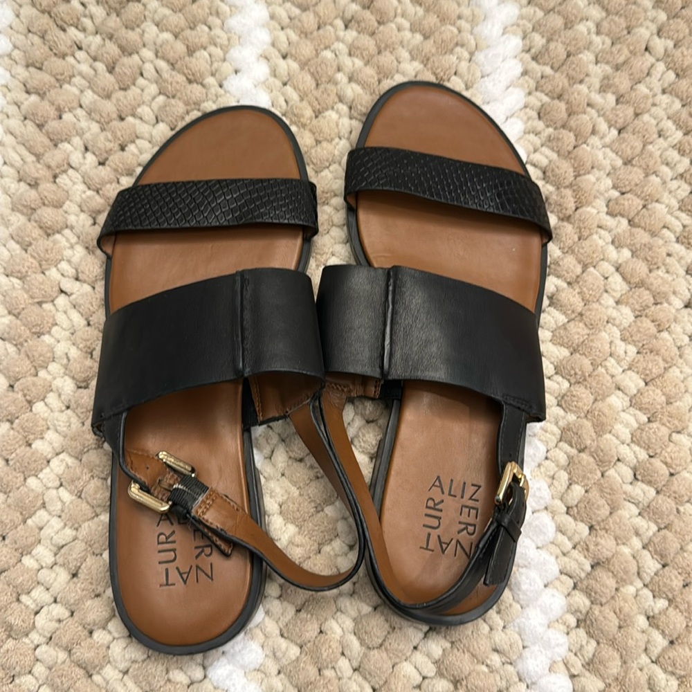 Naturalizer Strappy Sandals NWithoutT